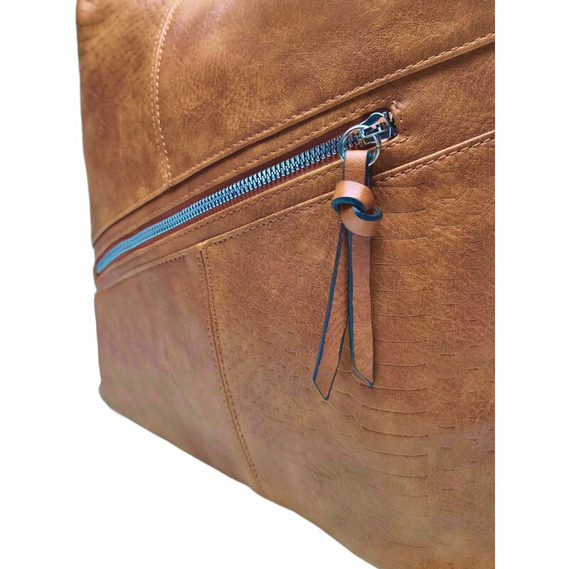 Tapple Velký středně hnědý kabelko-batoh z eko kůže