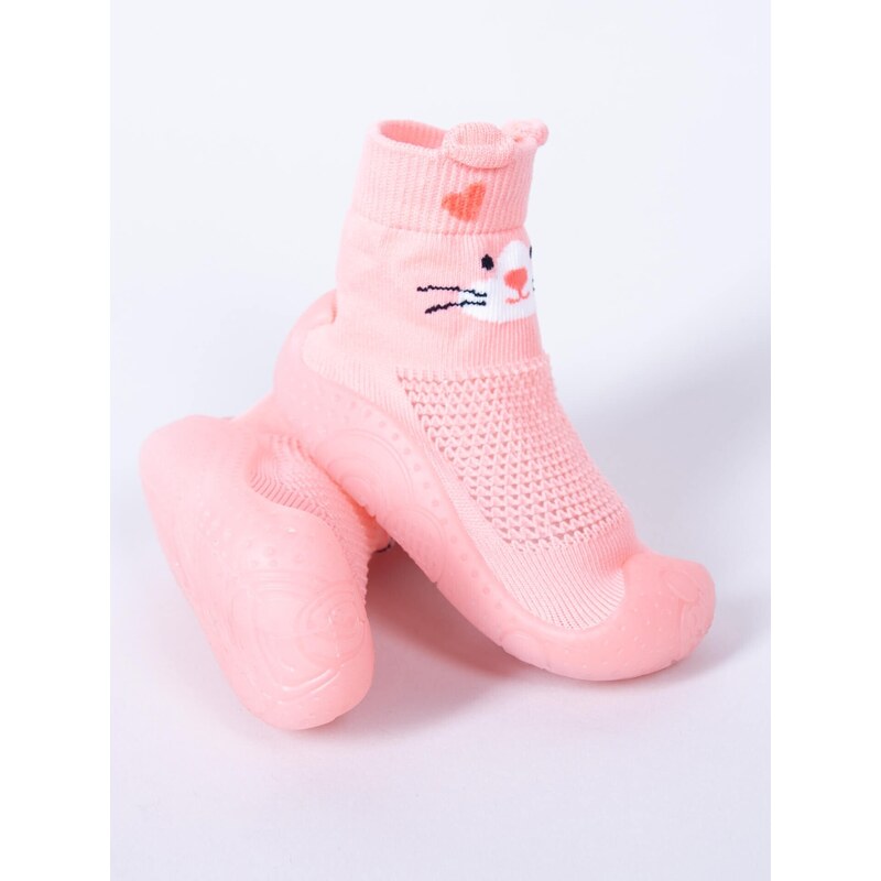 Dětské ponožky Yoclub YC_B_G_Anti-skid_Socks_With_Rubber_Sole_OBO-0175G-5200_Apricot