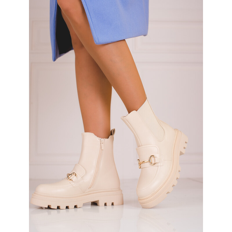 Beige women's daggers on the Shelvt platform