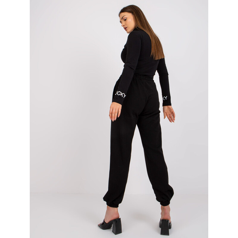 Fashionhunters Základní černé tepláky Lisa s vysokým pasem