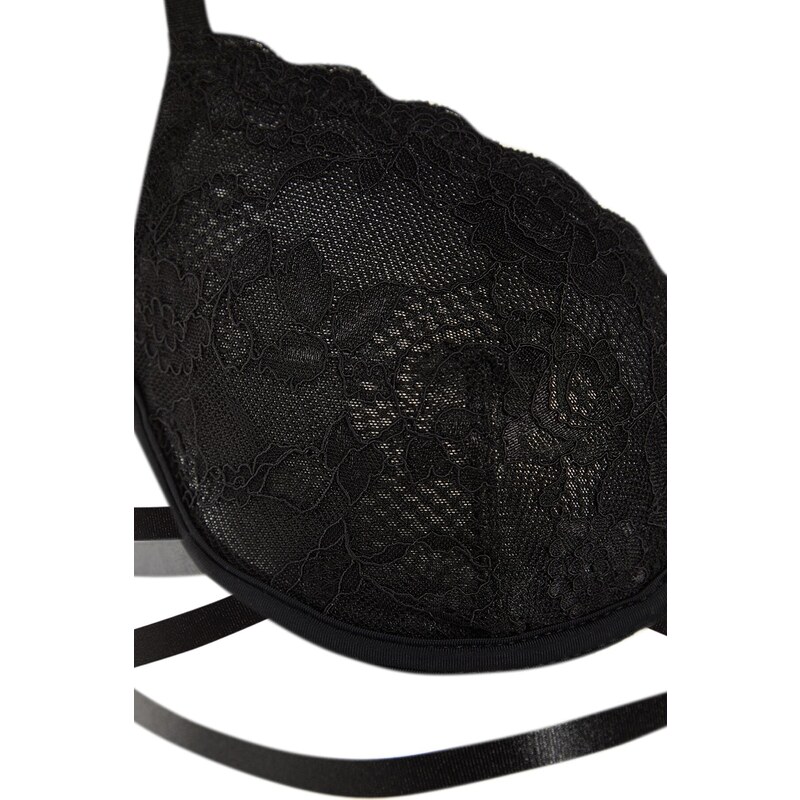 Trendyol Black Lace Piping Detailed Bra