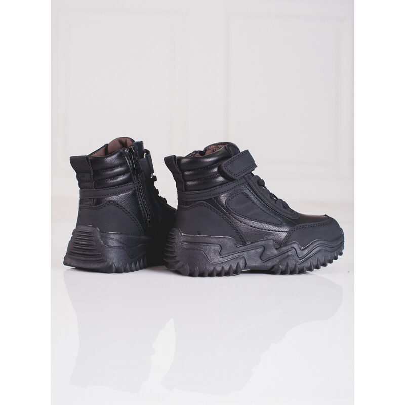 Boys' ankle boots on a thick sole Shelvt black