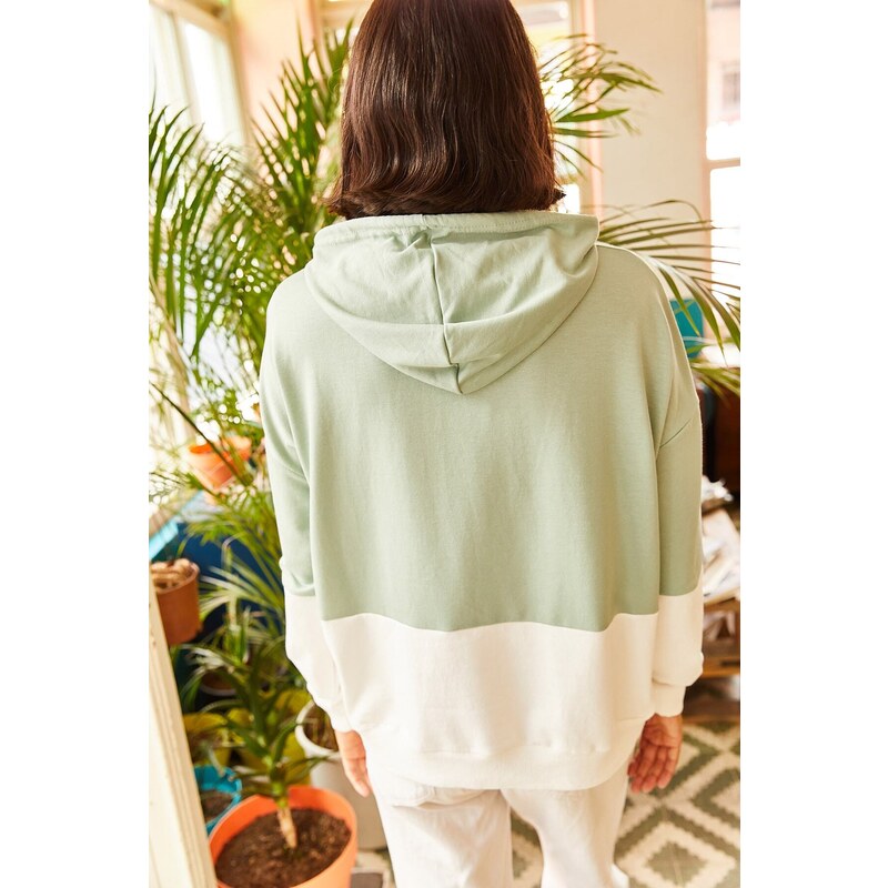 Olalook Women's Mint 2-Color Oversize Sweatshirt