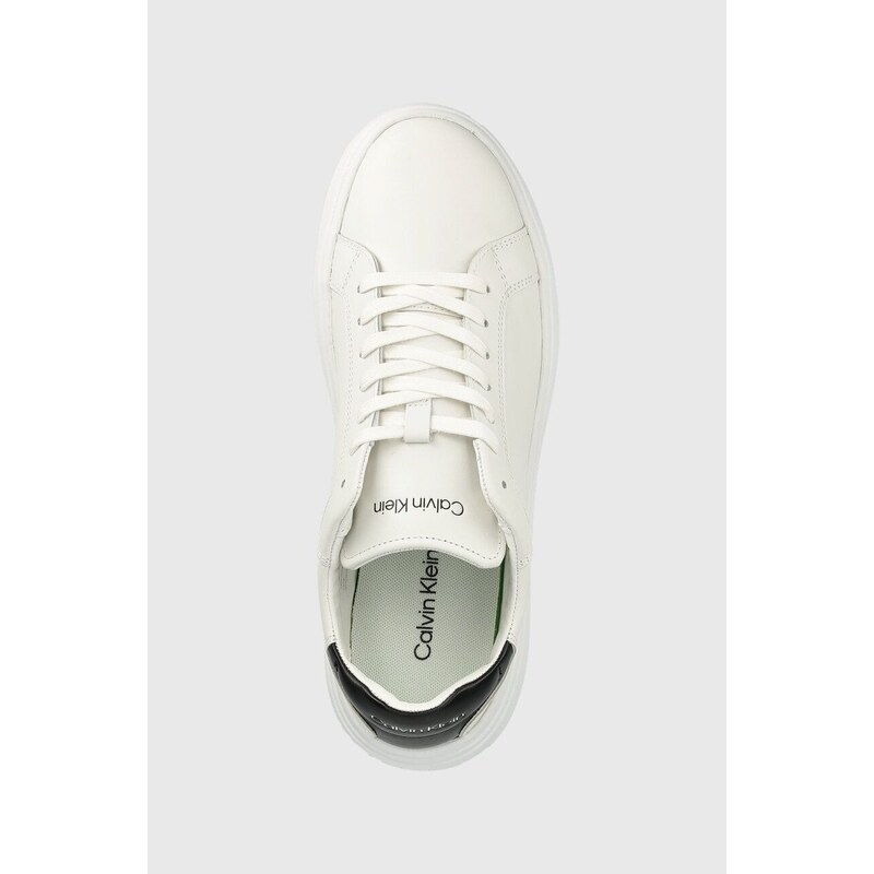 Kožené sneakers boty Calvin Klein LOW TOP LACE UP LTH bílá barva, HM0HM01016