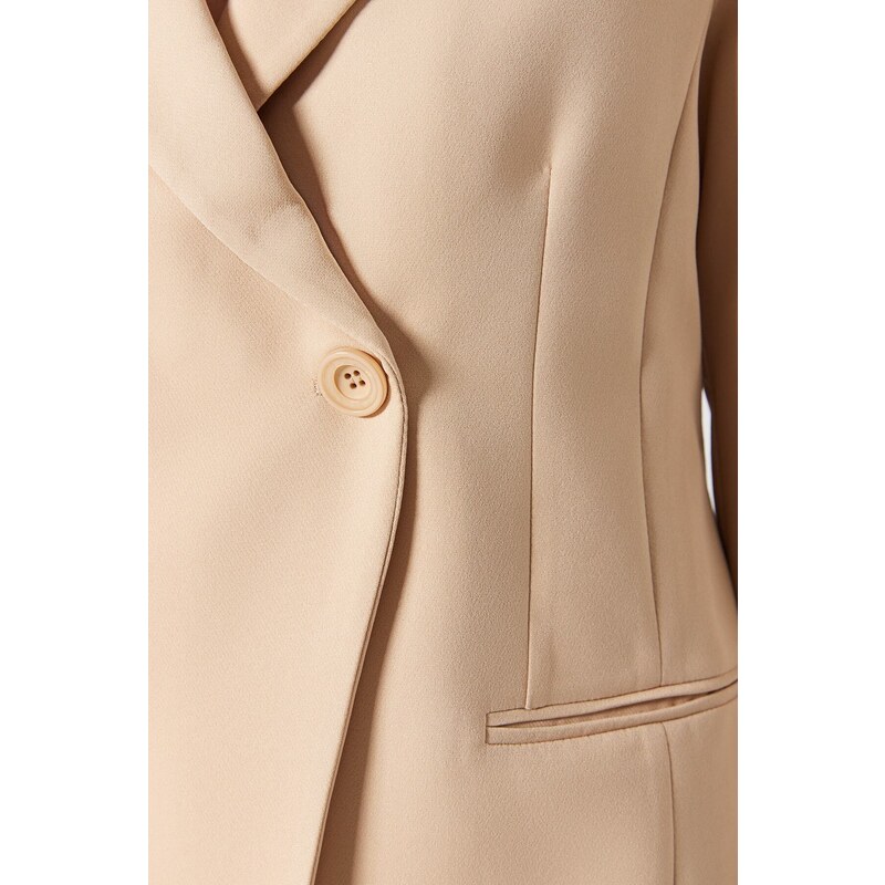 Trendyol Beige Woven Lined Double Breasted Blazer with Closure