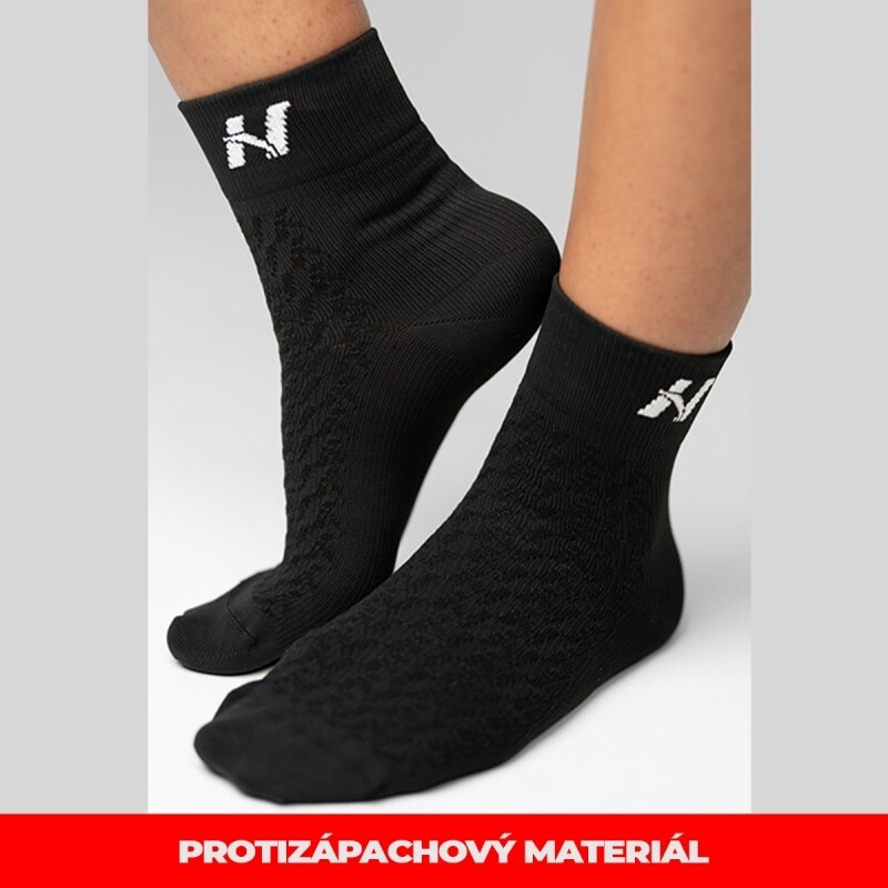 NEBBIA - Ponožky sportovní střední délka UNISEX 130 (black)