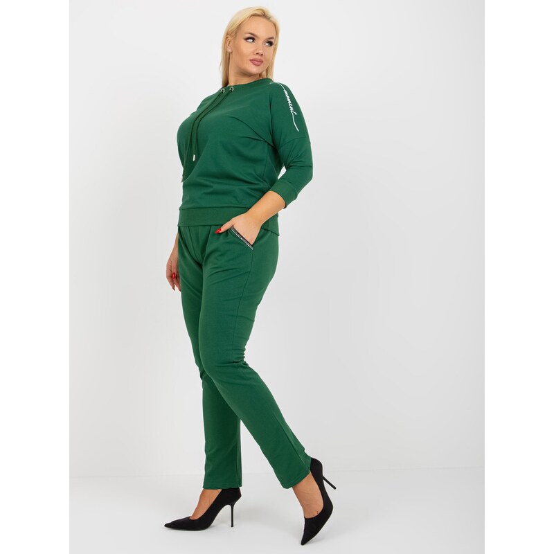 Fashionhunters Tmavě zelené plus size tepláky s elastickým pasem od Savage