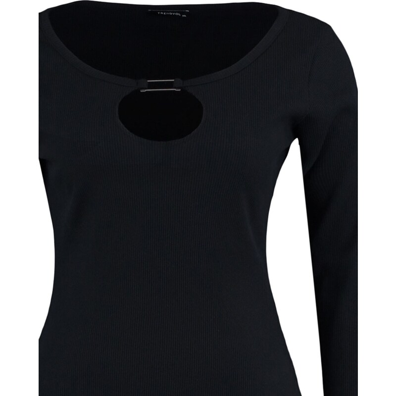 Trendyol Curve Black Cut Out Detailed Knitted Body with Snap fastener