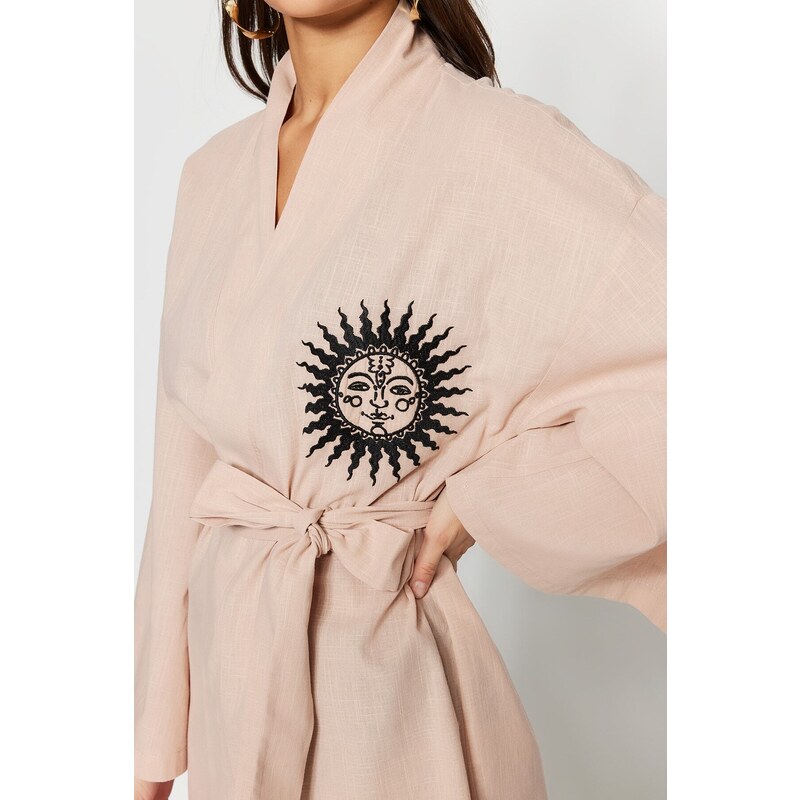 Dámské kimono Trendyol Embroidered