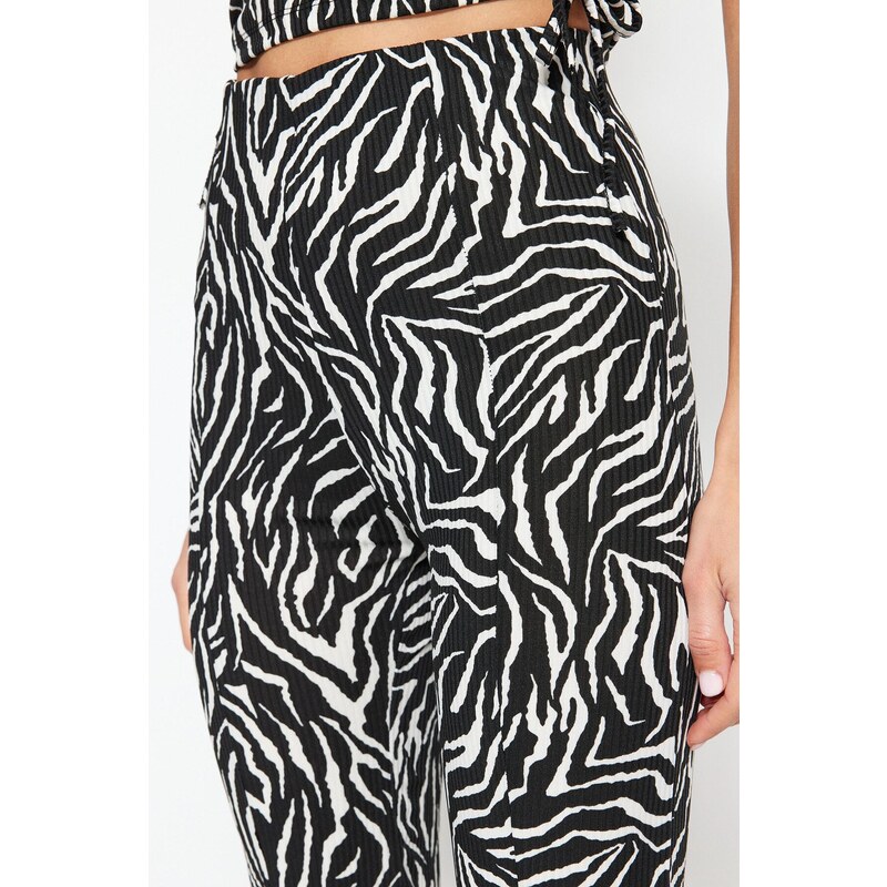 Trendyol Black Zebra Print Slit Detailed High Waist Straigth Knitted Pants
