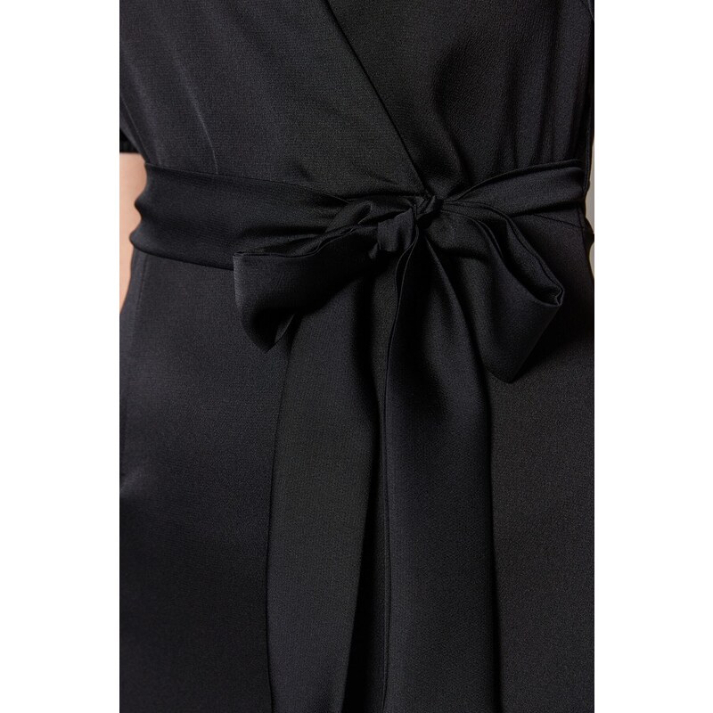 Trendyol černé páskové dvouřadé saténové mini tkané šaty