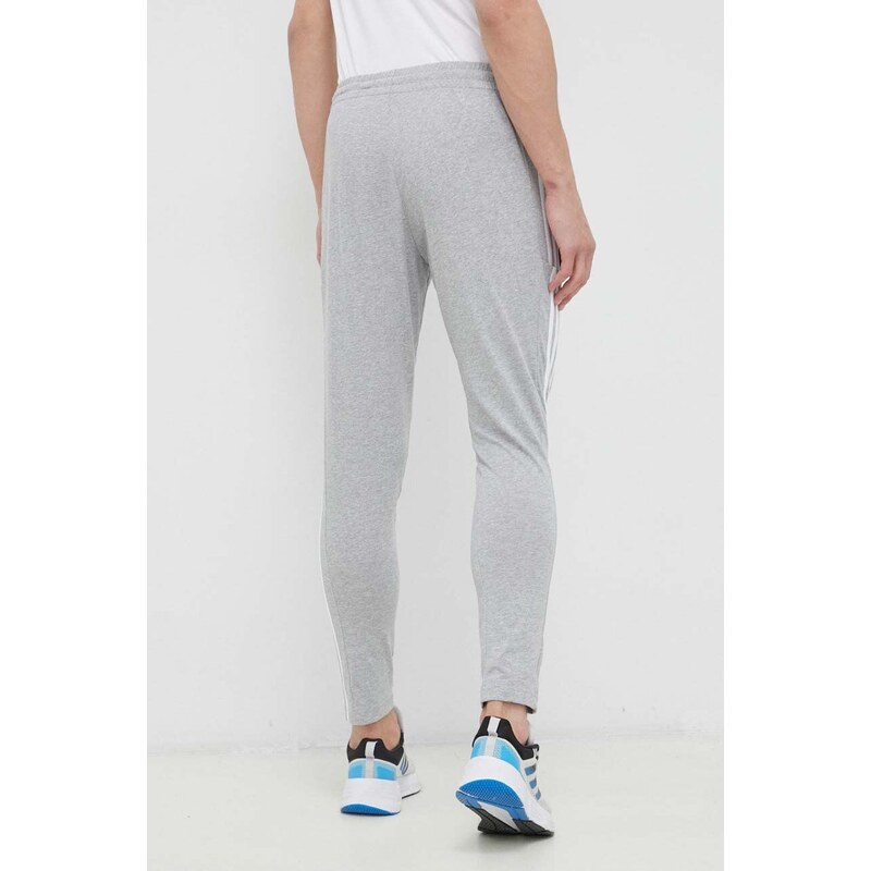 Tréninkové kalhoty adidas Essentials šedá barva, melanžové, IC0046