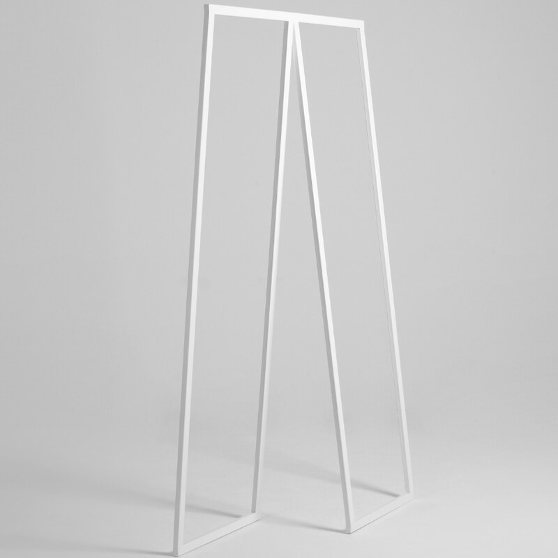 Nordic Design Bílý kovový věšák Rasmus 173 x 100 cm