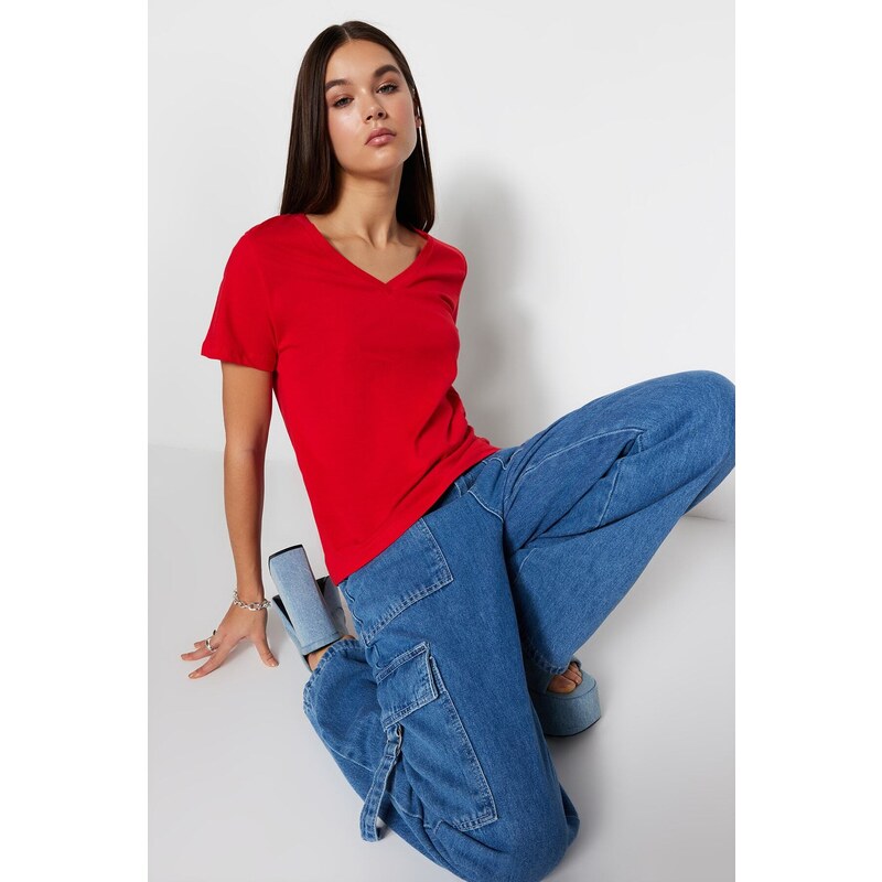 Trendyol Red 100% Cotton Basic V-Neck Knitted T-Shirt