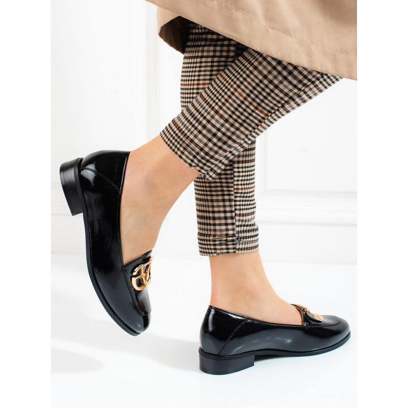 W. POTOCKI Black women's shoes made of patent leather Potocki