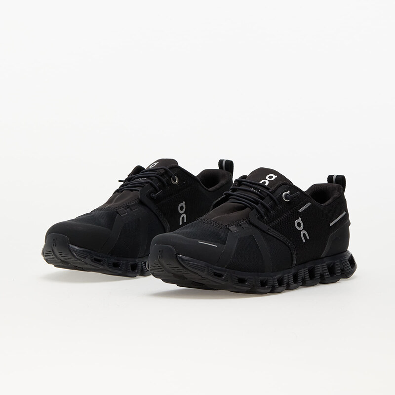 On W Cloud Waterproof All Black