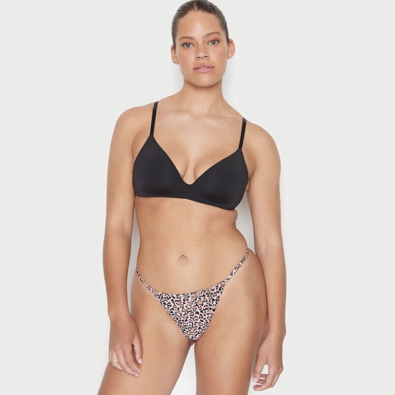 Victoria's Secret leopardí strečové bavlněné tanga kalhotky Stretch Cotton V-String Panty