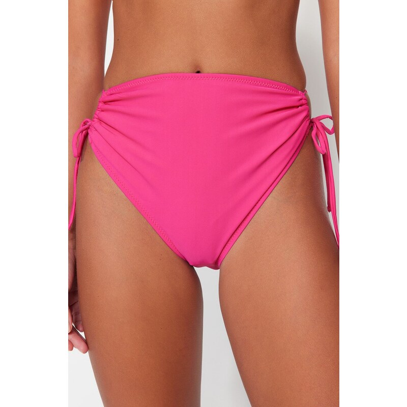 Trendyol Fuchsia Cut Out/Window Vysoký pas Regular Bikini Bottom