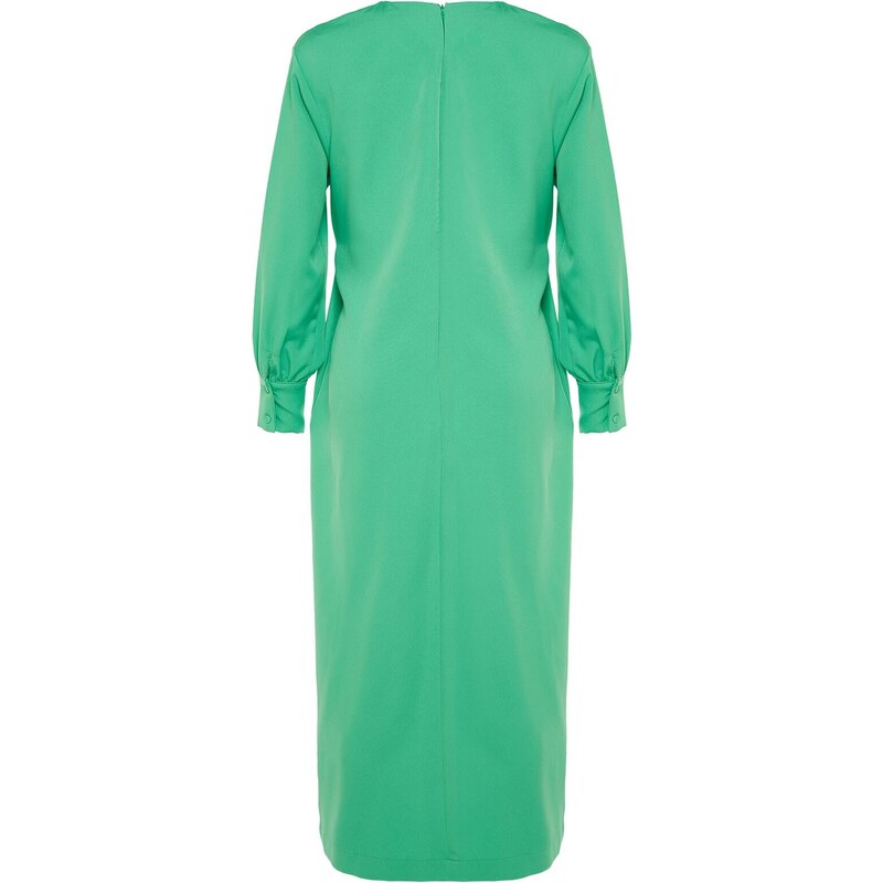 Trendyol Green Crepe Evening Dress with a Chain Waist and a Chain Belt, in a comfortable fit