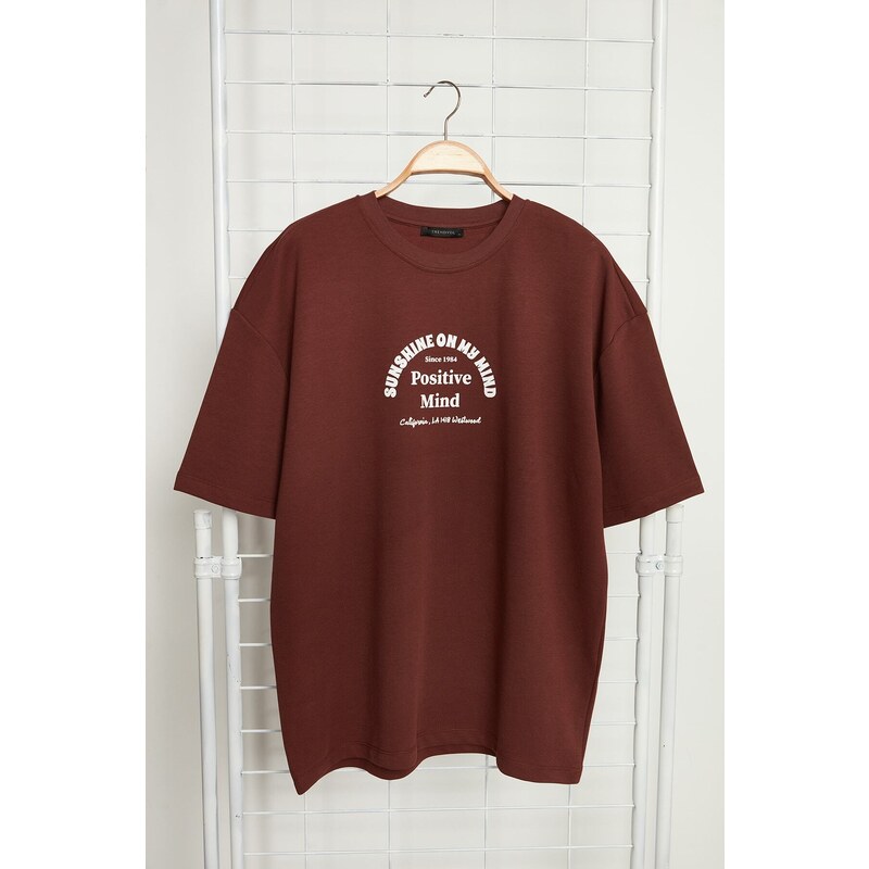 Trendyol Brown Oversize Crew Neck Short Sleeve Text Printed Thick Cotton T-Shirt