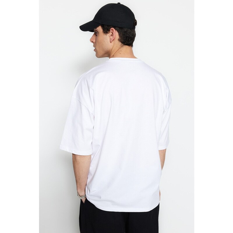 Trendyol White Oversize/Wide Cut Far East Text Printed Short Sleeve 100% Cotton T-Shirt