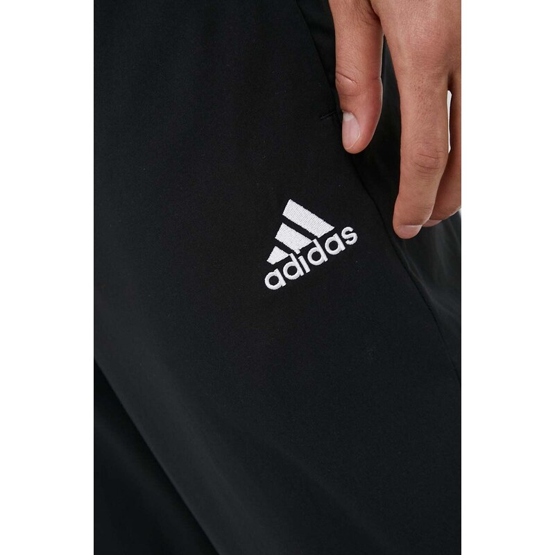 Tréninkové kalhoty adidas Essentials Stanford černá barva, s aplikací