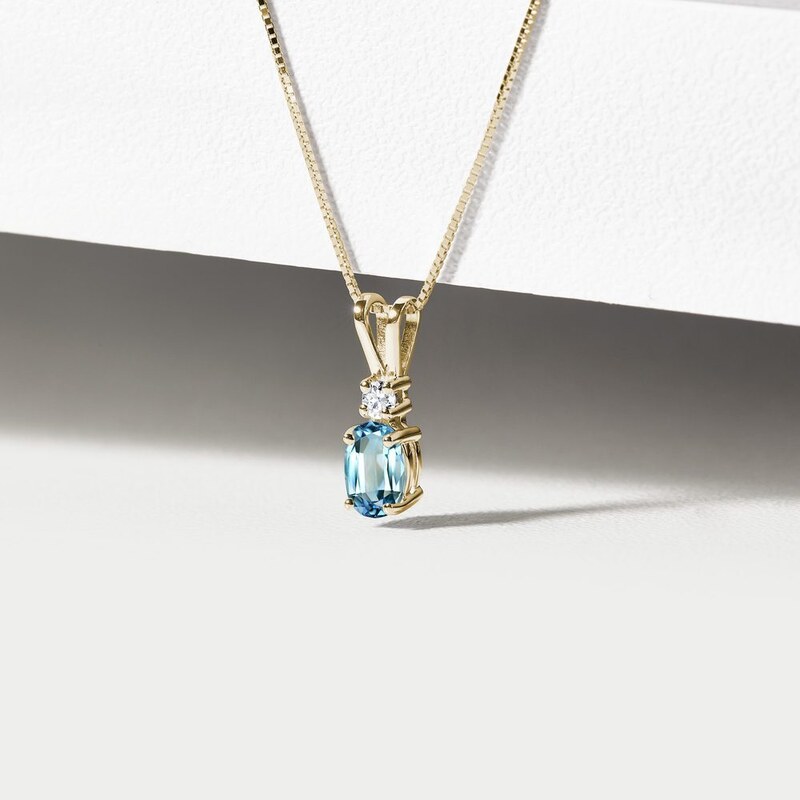 Zlatý náhrdelník s oválným topazem a diamantem KLENOTA K0360103