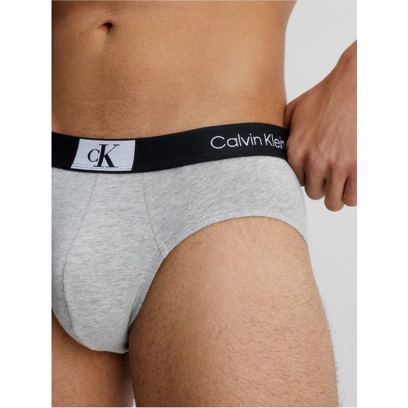 Sada tří pánských slipů v černé, bílé a šedé barvě Calvin Klein Under - Pánské