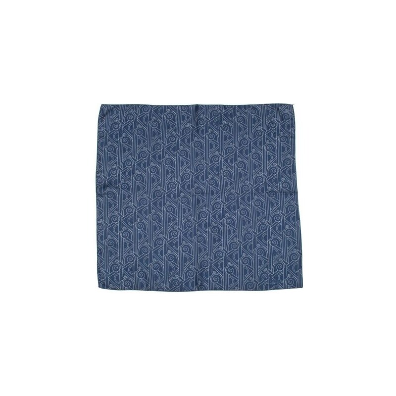 Tmavě modrý hedvábný šátek se stříbrným geometrickým vzorem, A Piece of Chic