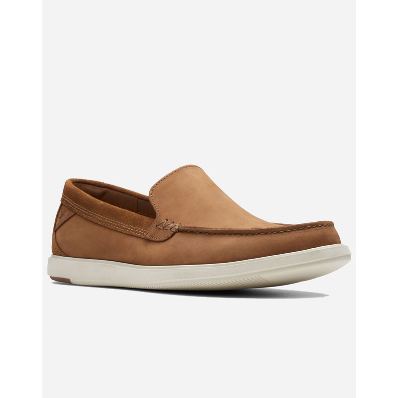 CLARKS Bratton Loafer