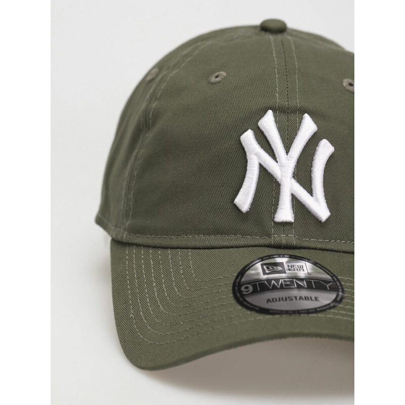 New Era League Essential 9Twenty New York Yankees (olive/white)zelená