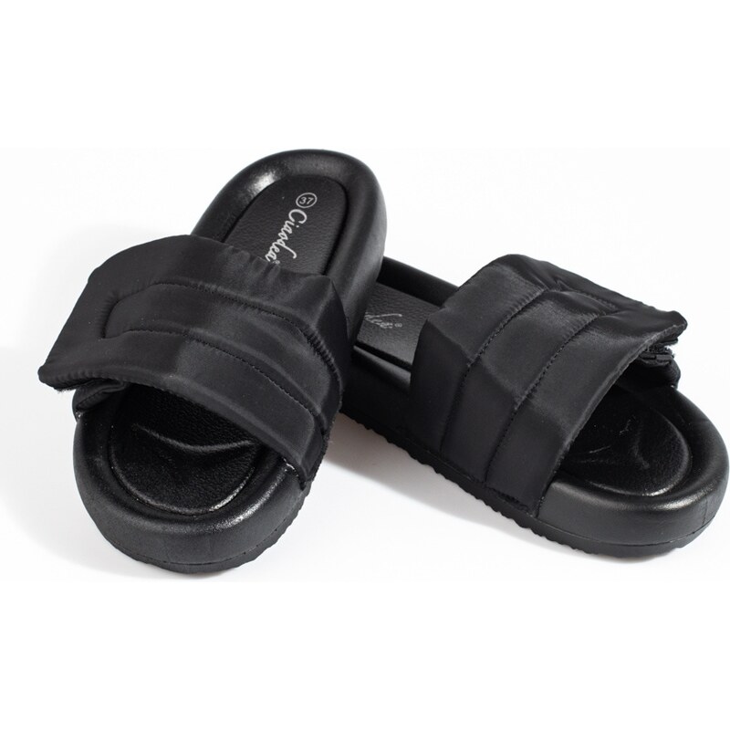 PK Luxusní černé dámské nazouváky bez podpatku