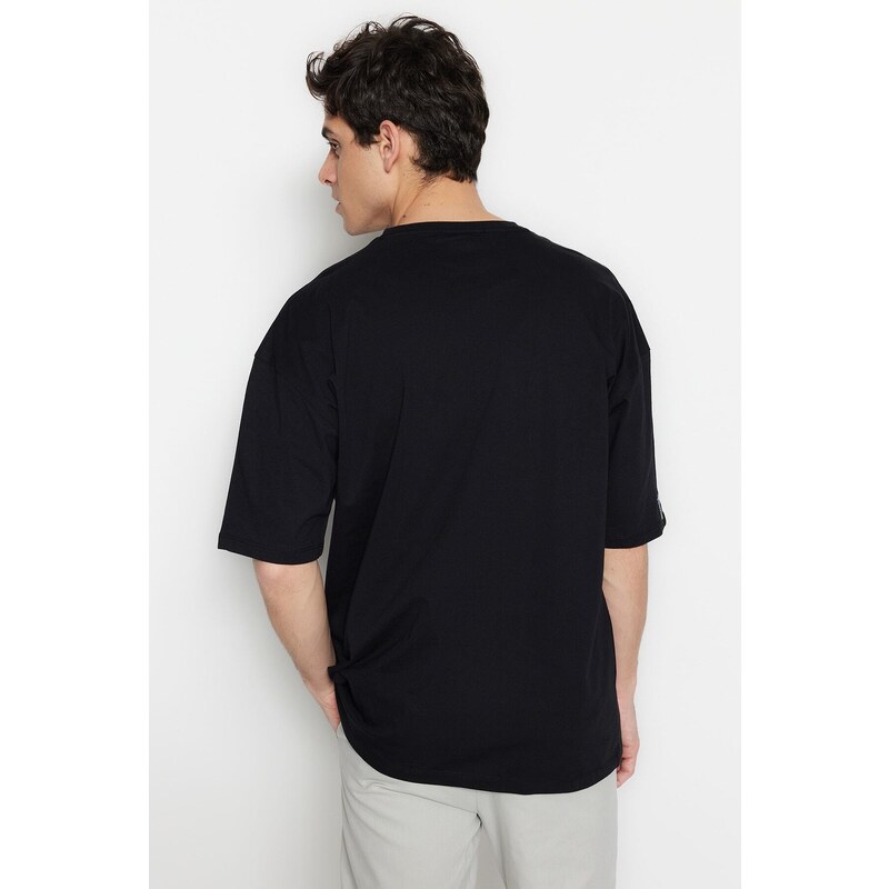 Trendyol Black Oversize Crew Neck Short Sleeve T-Shirt