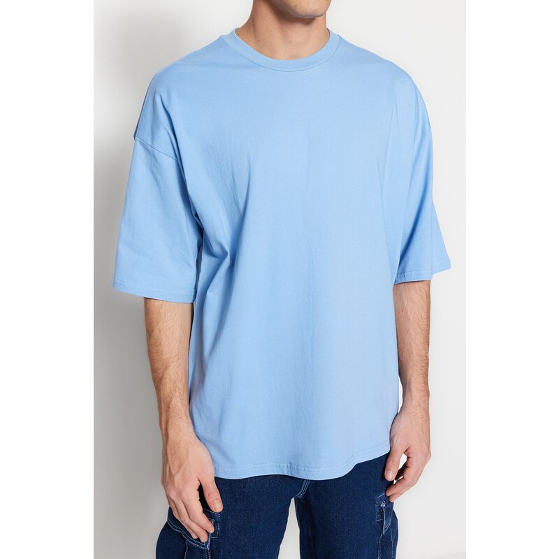 Trendyol modré oversize/wide-fit text tištěný krátký rukáv tričko ze 100% bavlny