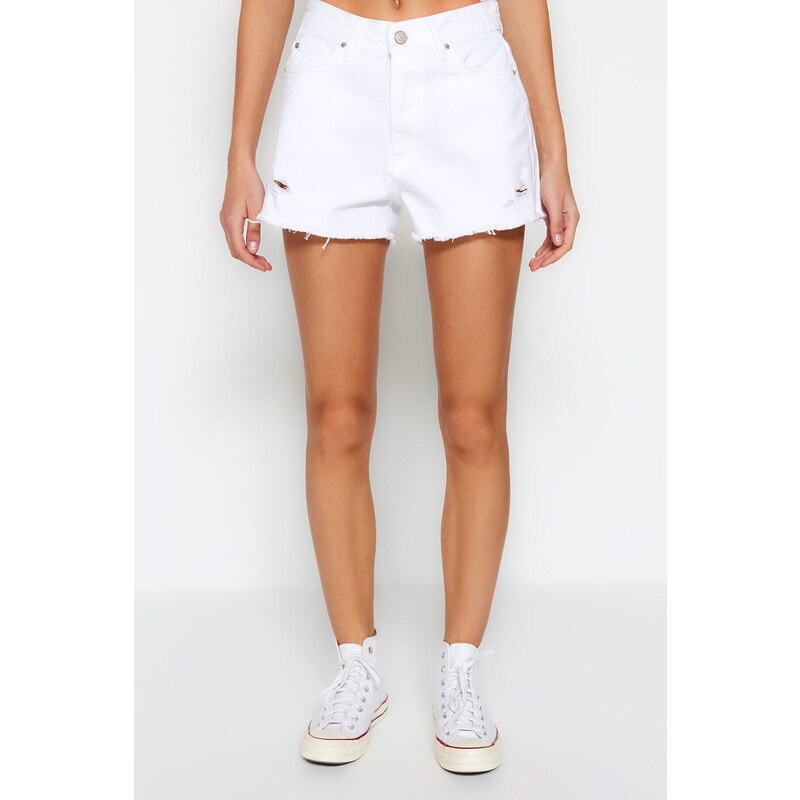 Trendyol White Ripped Detailed Denim Shorts