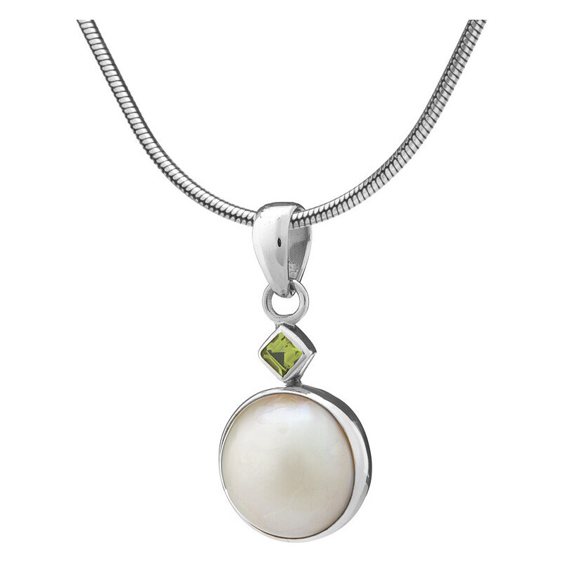 Buka Jewelry Perlový přívěsek s Olivínem