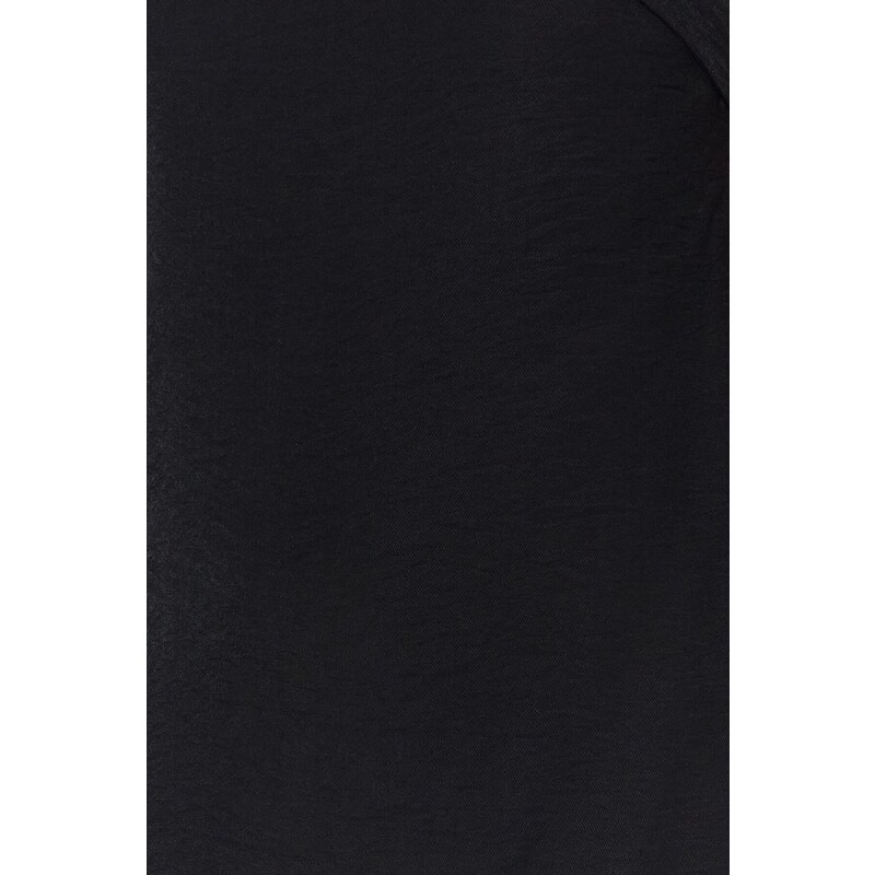 Trendyol černé vypasované mini tkané volánkové šaty s jedním rukávem