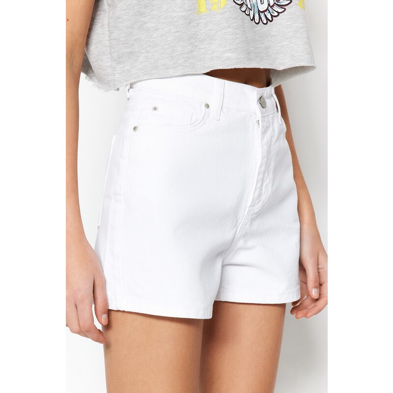 Trendyol White Denim Shorts