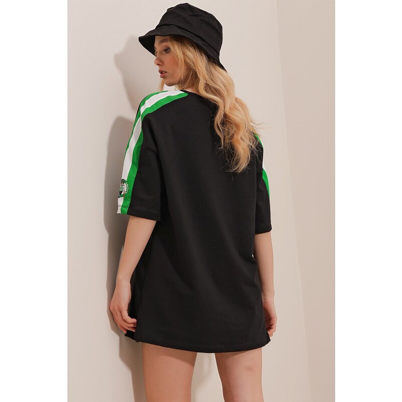 Trend Alaçatı Stili Women's Black Crew Neck Digital Printed Two Threads Oversized Unisex T-Shirt
