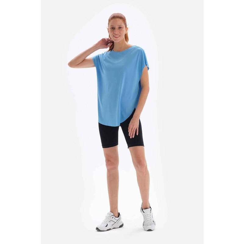 Dagi Light Blue Women's T-Shirt Boat Neck