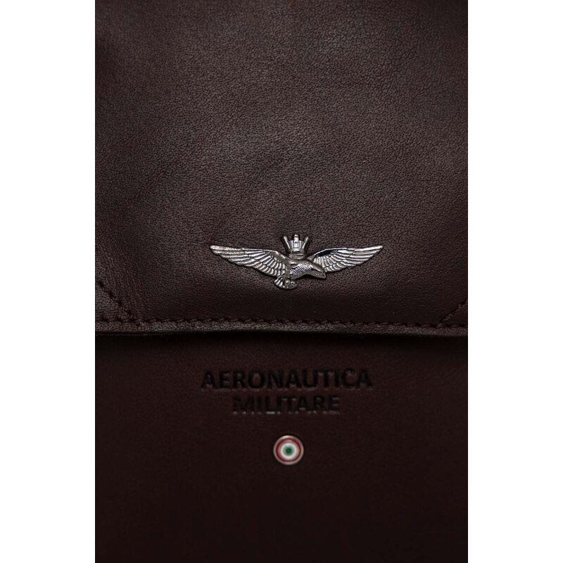 Kožená taška Aeronautica Militare hnědá barva