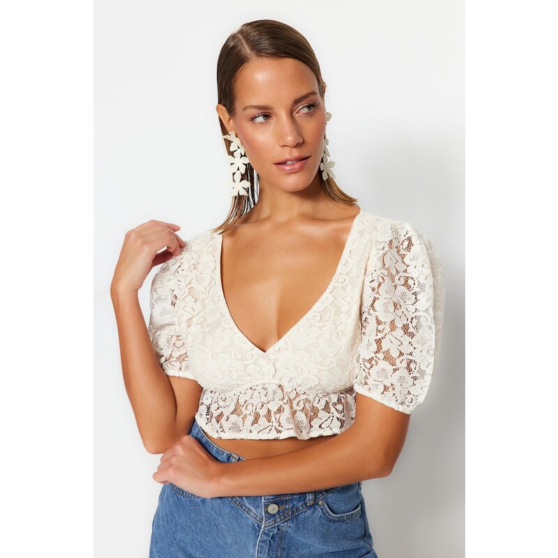 Trendyol Ecru Crop Knitted Balloon Sleeve Blouse