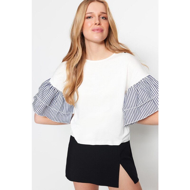 Trendyol White Poplin Detail Relaxed/Wide Comfortable Cut Crewneck Knitted Blouse