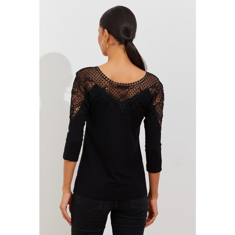 Cool & Sexy Women's Black Lace Detailed Blouse