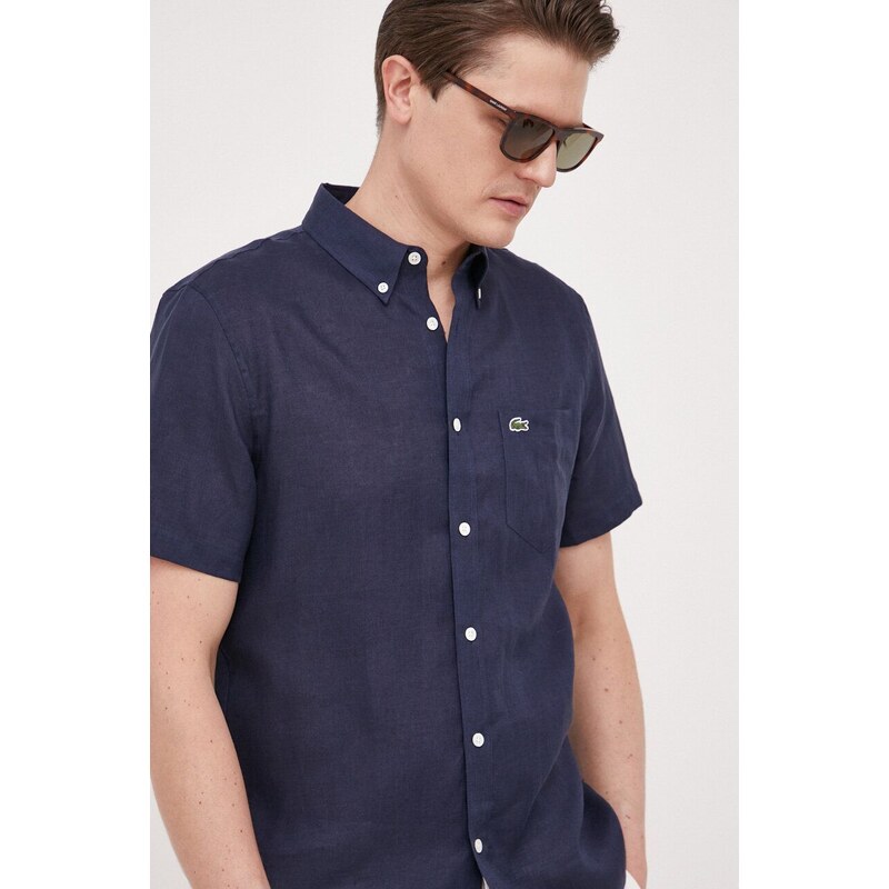 Plátěná košile Lacoste tmavomodrá barva, regular, s límečkem button-down