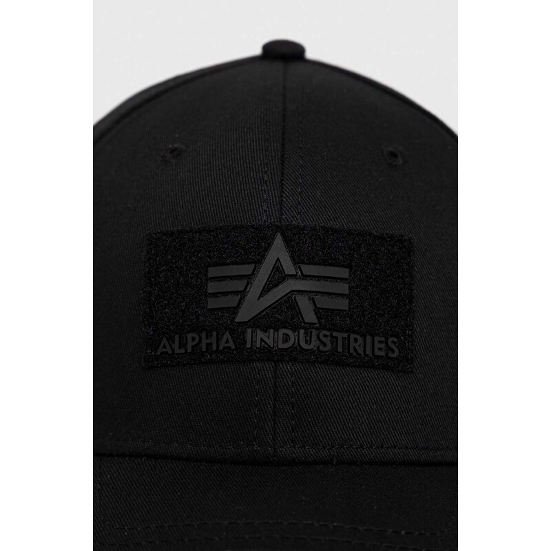 Bavlněná čepice Alpha Industries černá barva, s aplikací, 168903.03-Black
