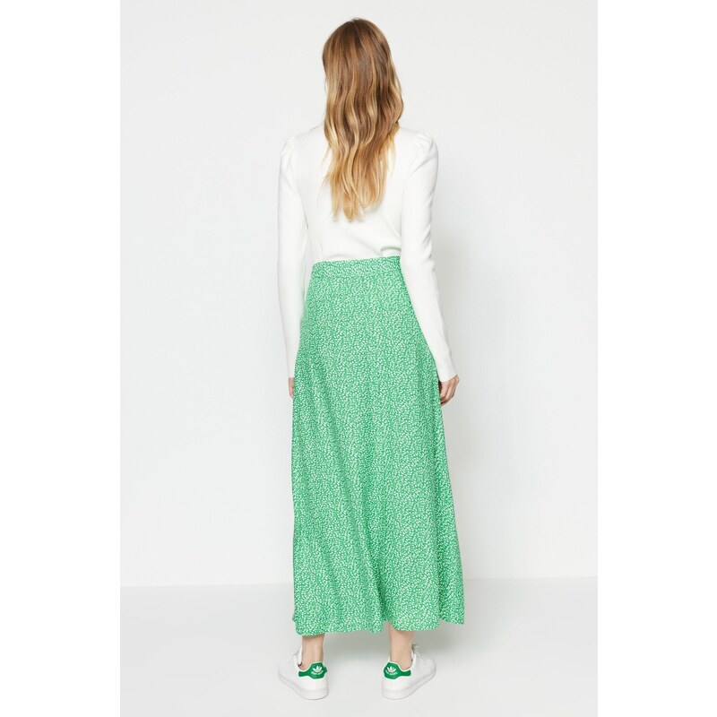 Trendyol Green Floral Printed Viscose Knitted Flare Skirt