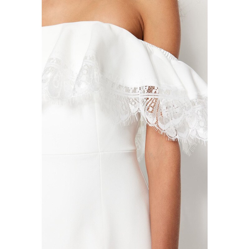 Trendyol Ecru vypasované lemované tkané volánkové svatební večerní šaty
