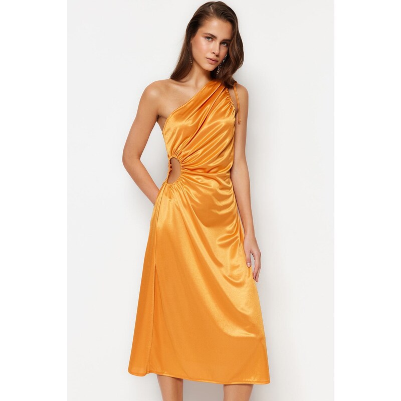 Trendyol Oranžové pletené večerní šaty s oknem/výřezem detailně v saténu