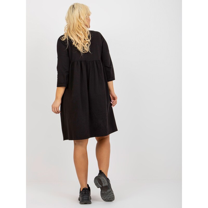 Fashionhunters Černé mikinové šaty plus size basic s kapsami